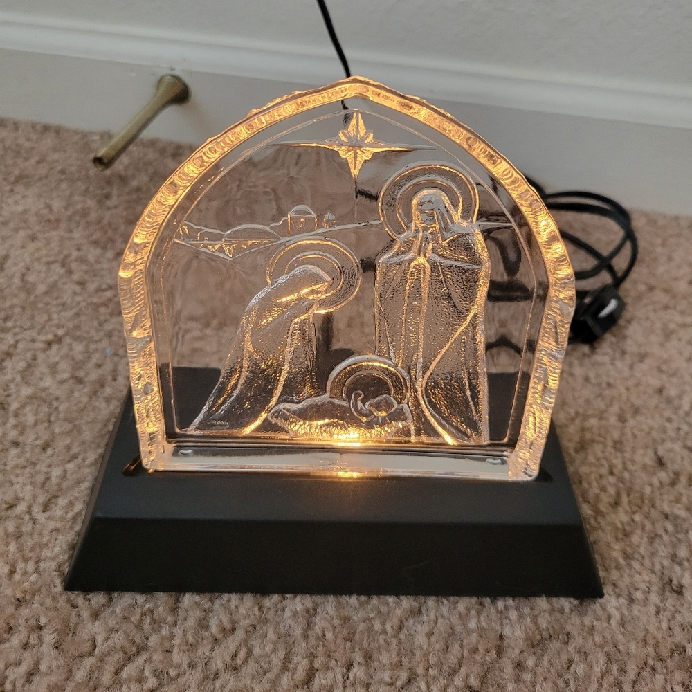 Avon Holy Night Reflections Nativity